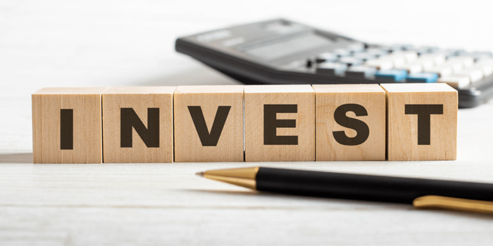 Invest wooden building blocks