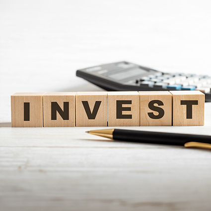 Invest wooden building blocks