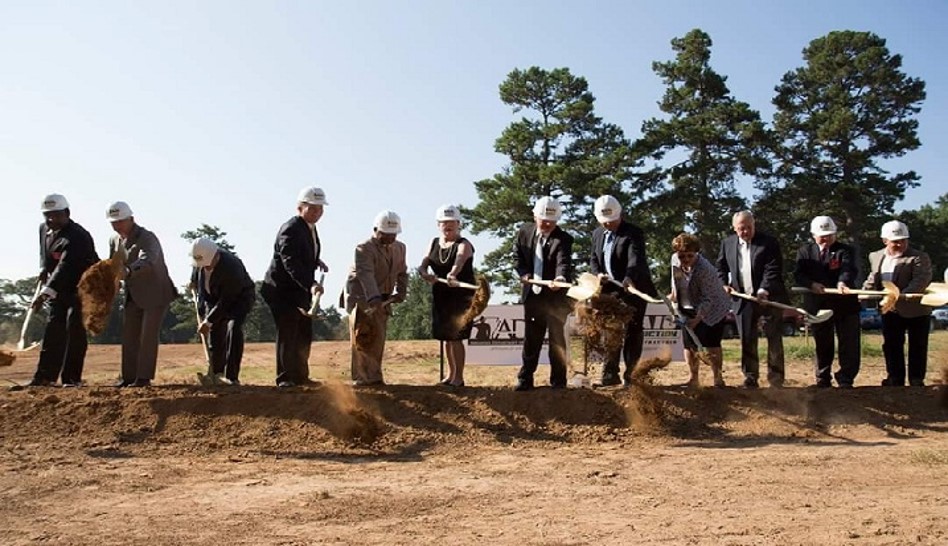 Groundbreaking ceremony at the Arkansas Veterans Home